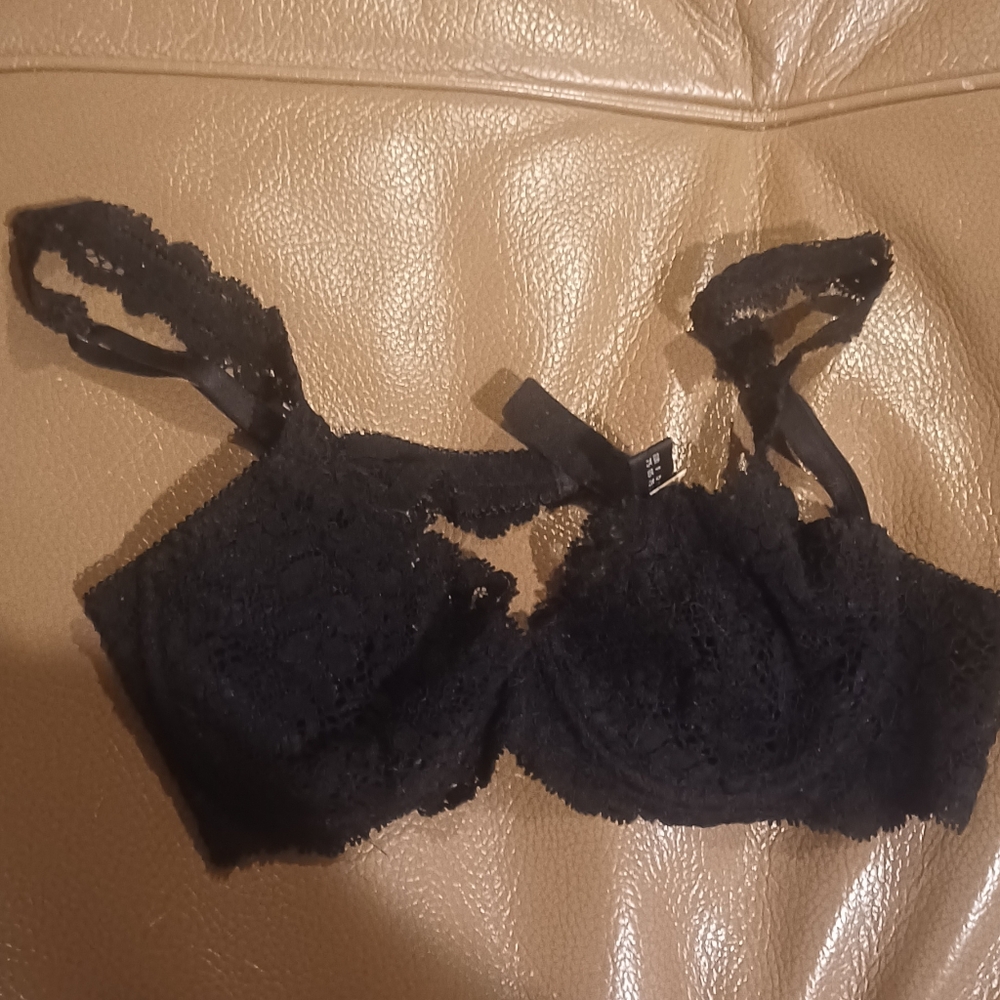 LaPerla Bra 34A black, never worn.